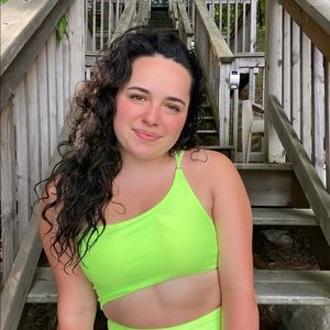 Meet your Posher, Kaitlin